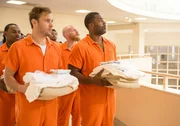 Chicago P.D. Hinter Gittern - Prison Ball Staffel 2, Episode 6 Undercover im Gef&auml;ngnis: Patrick John Flueger als Adam Ruzek, LaRoyce Hawkins als Kevin Atwater