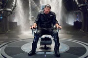 Die Astronauten Payton (Dennis Quaid) und Bower erwachen in einem Raumschiff mit Namen &bdquo;Elysium&ldquo; aus einem k&uuml;nstlichen Tiefschlaf, dessen Folge ein tempor&auml;rer Ged&auml;chtnisverlust ist.