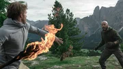 Für die Gruppe will er alles tun: Entschieden nimmt Ron (Merlin Rose) den Kampf mit einem brutalen Angreifer auf. Für die Gruppe will er alles tun: Entschieden nimmt Ron (Merlin Rose) den Kampf mit einem brutalen Angreifer auf.