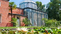 Das &bdquo;Maurische Landhaus" im zoologisch-botanischen Garten Wilhelma.