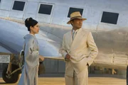 Sayuri (Ziyi Zhang) liebt den f&uuml;r sie unerreichbaren "Direktor" (Ken Watanabe).