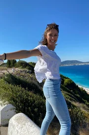 Julia hat auf Rhodos ihre gro&szlig;e Liebe und zweite Heimat gefunden.