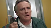 Payne (Dennis Hopper) hat einen t&ouml;dlichen Sprengsatz unter einem Linienbus angebracht, der mit all seinen Passagieren in die Luft fliegt, sobald dessen Geschwindigkeit unter 50 Meilen pro Stunde f&auml;llt.