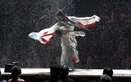 Sayuri (Ziyi Zhang) muss als Geisha viele Talente haben.