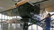 Das Dornier-Museum am Bodensee besitzt spektakul&auml;re Flugzeug-Konstruktionen aus den Zwanziger Jahren. Der Merkur Silberfuchs ging 1925 f&uuml;r die Lufthansa an den Start.