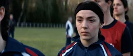 Der n&auml;chste Erfolgsschritt: Marinette (Garance Marillier) wird in das franz&ouml;sische Frauen-Nationalteam berufen.