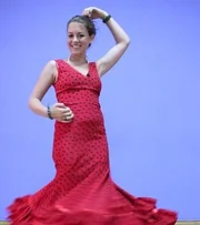 Weya tanzt Flamenco.