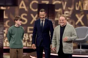 Justus (l.) mit Kai Pflaume und J&uuml;rgen von der Lippe (r.)