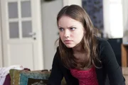 Kira (Barbara Prakopenka) ist vergeblich bem&uuml;ht, jeden Gedanken an Till zu verdr&auml;ngen.