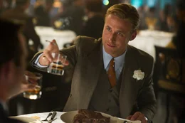 Ist es noch zu fr&uuml;h, dass das Team rund um Jerry (Ryan Gosling) auf ihren Erfolg trinkt