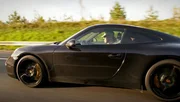 Udo Lindenberg unterwegs in seinem Porsche w&auml;hrend der Dreharbeiten.