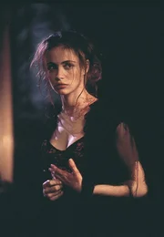 Ihre Mission in der Prager Botschaft l&auml;uft v&ouml;llig aus dem Ruder: Nur Ethan Hunt und Claire (Emmanuelle B&eacute;art), die Frau des Kommandochefs Jim Phelps, &uuml;berleben den heimt&uuml;ckischen Anschlag ...