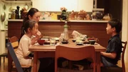In der &bdquo;Sendung mit dem Elefanten&ldquo; geht es nach Japan: Konnichiwa! Wir besuchen eine Familie und zeigen, wie es in Tokyo aussieht und wie man dort lebt.