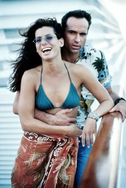 F&uuml;r Annie (Sandra Bullock) erf&uuml;llt sich ein Herzenswunsch, als sie in Begleitung ihres Freundes Alex (Jason Patric) eine Kreuzfahrt antritt.