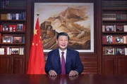 Xi Jinping h&auml;lt seine Neujahrsansprache am 31. Dezember 2021.