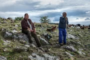 Der zugezogene Franzose Antoine (Denis M&eacute;nochet, li.) m&ouml;chte mit seiner Frau Olga in dem abgelegenen galicischen Bergdorf &ouml;kologisch nachhaltige Landwirtschaft praktizieren.