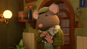 Herr Kehrfeger ist überglücklich. Sam und Julia haben sein lang vermisstes Kuscheltier aus Kindertagen gefunden und zu ihm gebracht. Herr Kehrfeger ist überglücklich. Sam und Julia haben sein lang vermisstes Kuscheltier aus Kindertagen gefunden und zu ihm gebracht.
