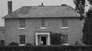 Das Wohnhaus der White House Farm in Essex, in dem in dem Anfang August 1985 f&uuml;nf Menschen den Tod fanden.
