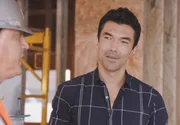 Um an wichtige Informationen f&uuml;r seine Mission zu gelangen, muss Adam (Ian Anthony Dale) einiges auf sich nehmen ...
