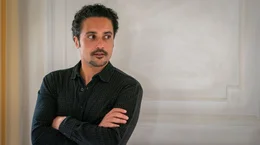 Michael (Omar El-Saeidi) spielt eine pikante Rolle im Leben von Maike und S&ouml;ren.