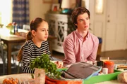 Julia Butters (Anna-Kat Otto), Daniel DiMaggio (Oliver Otto)