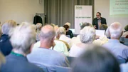 MDR FERNSEHEN ECHTES LEBEN: MEIN TOD. MEINE ENTSCHEIDUNG, am Freitag (17.04.26) um 02:50 Uhr. Ab 15.04.2026 in der ARD-Mediathek. Prof. Robert Ro&szlig;bruch erlebt als Gesch&auml;ftsf&uuml;hrer der Deutschen Gesellschaft f&uuml;r Humanes Sterben (DGHS) ein wachsendes Interesse am Thema &bdquo;Freitodbegleitung&ldquo; in der Bev&ouml;lkerung.