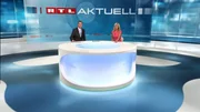 RTL-Chefredakteur Peter Kloeppel und Sport-Moderatorin Ulrike von der Groeben pr&auml;sentieren RTL Aktuell im neuen Studio-Design.