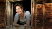 Key Visual/Cover Sendereihenbild ohne Typo zu "Musikantentreffen" mit Moderatorin Elisabeth Rehm. Wir laden in den jeweiligen Regionen Volksmusik-Gruppen zu einem gro&szlig;en Musikantentreffen in ihrer vertrauten Umgebung ein. Dabei kommen auch die Eigenheiten der jeweiligen Gegend zur Sprache: Das Besondere der Musik, der Spielweisen und der heimischen Traditionen, die den Landstrich und seine Menschen pr&auml;gen.