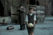 l-r: Bruno Wolter (Peter Kurth), Moritz Rath (Ivo Pietzcker).