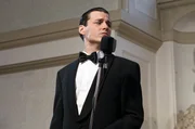 Falco (Manuel Rubey).