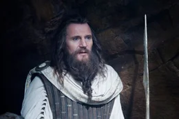 Zeus (Liam Neeson) ist besorgt, weil der Glaube der Menschen an die G&ouml;tter schwindet.