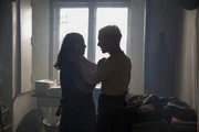 Heimliche Liebe: Gereon Rath (Volker Bruch) und seine Schw&auml;gerin Helga (Hannah Herzsprung) in Berlin.