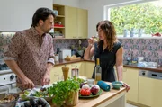 Martin (Oliver Mommsen) und Livia (Ulrike C. Tscharre) kochen zusammen