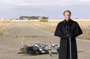Er verkauft seine Seele an den b&ouml;sen Mephistopheles (Peter Fonda). All seiner &Auml;ngste und Gef&uuml;hle beraubt, gelingt Johnny Blaze eine atemberaubende Karriere als Stuntfahrer. Doch dann fordert der Teufel die Gegenleistung ein ...