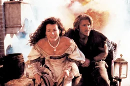 Morgan (Geena Davis, l.) und Shaw (Matthew Modine, r.).