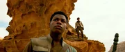 Finn (John Boyega, l.); Poe Dameron (Oscar Isaac, r.)