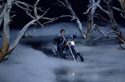 Um seinem krebskranken Vater das Leben zu retten, geht der junge Draufg&auml;nger Johnny Blaze (Nicolas Cage) einen unheilvollen Pakt mit dem Teufel ein ...