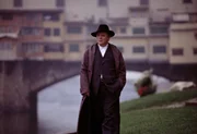 Etwa zehn Jahre nach seiner Flucht lebt Hannibal Lecter (Anthony Hopkins) als Museumskurator der Capponi-Bibliothek unter dem falschen Namen Dr. Fell in Florenz.