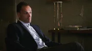 Sherlock Holmes (Jonny Lee Miller)