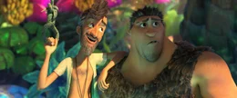 Phil Betterman (l.) und Grug Crood   +++ Die Verwendung des sendungsbezogenen Materials ist nur mit dem Hinweis und Verlinkung auf RTL+ gestattet. +++; Phil Betterman (l.) und Grug Crood   +++ Die Verwendung des sendungsbezogenen Materials ist nur mit dem Hinweis und Verlinkung auf RTL+ gestattet. +++