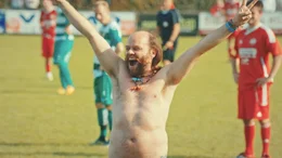 Neue Trendsportart: Dani Mangisch als Flitzer