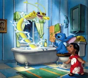 Lilo (re.) und Stitch (Mi.) erschrecken sich fürchterlich. Ein Vorgänger-Experiment von Stitch taucht auf Hawaii auf. Lilo (re.) und Stitch (Mi.) erschrecken sich fürchterlich. Ein Vorgänger-Experiment von Stitch taucht auf Hawaii auf.