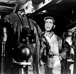 Van Johnson, Humphrey Bogart.