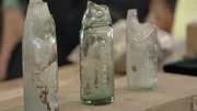 Glasflaschen in Bedminster, Bristol, entdeckt