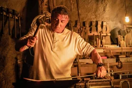 John Rambo (Sylvester Stallone)  Die Verwendung des sendungsbezogenen Materials ist nur mit dem Hinweis und Verlinkung auf TVNOW gestattet.