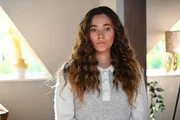 Der Kompromiss zwischen Gabriella und Deniz wird von Joana (Josephine Martz) torpediert.