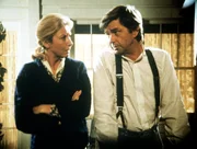 Olivia (Michael Learned, l.) und John (Ralph Waite, r.) machen sich Sorgen um Jason. Olivia (Michael Learned, l.) und John (Ralph Waite, r.) machen sich Sorgen um Jason.