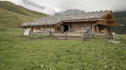 Eine der vielen Almh&uuml;tten auf der Kallbrunn-Alm.