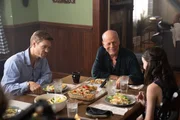Chad Michael Murray als Rich (l.), Bruce Willis als Frank (m.) Chad Michael Murray als Rich (l.), Bruce Willis als Frank (m.)