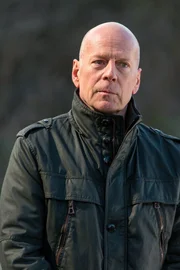 Leonard Turner (Bruce Willis)